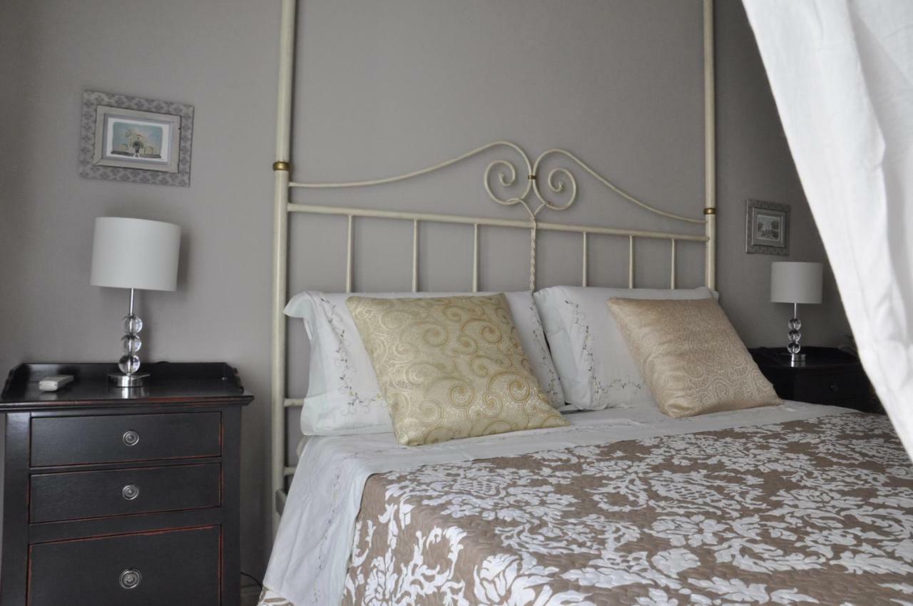 New Romantic Suite Cagliari Dış mekan fotoğraf